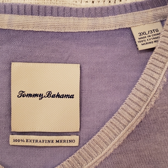 Men's Tommy Bahama Merino Wool Lightweight Sweater - Picture 4 of 6